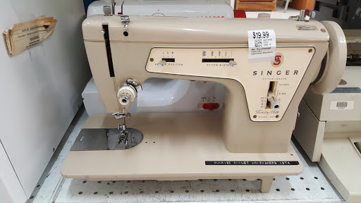 Thrift Store «Savers», reviews and photos, 1106 N Arizona Ave, Chandler, AZ 85225, USA