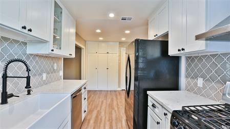 Leticia & Alberto Sotomayor- Real Estate image