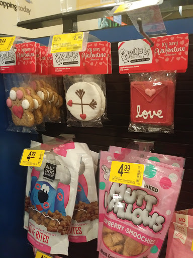 Pet Supply Store «PetSmart», reviews and photos, 60 NJ-17, Paramus, NJ 07652, USA