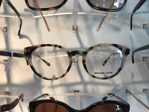 Optometrist «Kirkwood Eye Associates», reviews and photos, 200 S Kirkwood Rd #100, Kirkwood, MO 63122, USA