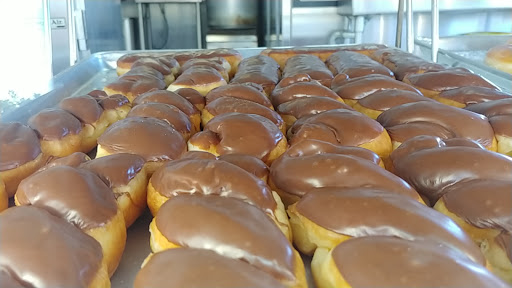 Donut Shop «Miss Donut & Bakery», reviews and photos, 331 N State College Blvd, Fullerton, CA 92831, USA