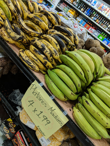 Grocery Store «Unidos Supermarket», reviews and photos, 2441 E Semoran Blvd, Apopka, FL 32703, USA