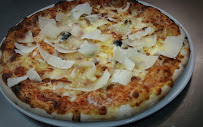 Plats et boissons du Pizzeria La Ronde des Pizzas de Grenoble Italien / Turque - n°5