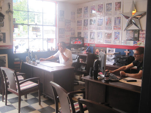 Used Car Dealer «American Auto Sales», reviews and photos, 220 Riverside Ave, Bristol, CT 06010, USA