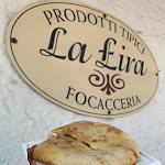 Photo n°2 de l'avis de CiWing.a fait le 09/09/2021 à 12:44 sur le  La Lira | Focacceria à Alberobello