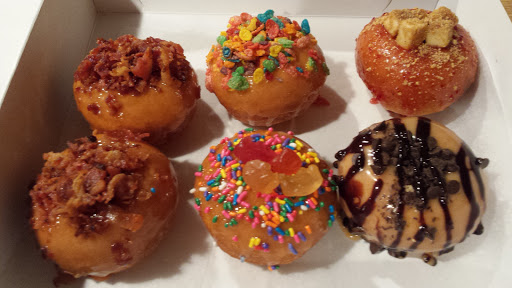 Donut Shop «The Doh-Nuh T Co.», reviews and photos, 108 Lincoln Way W, Chambersburg, PA 17201, USA