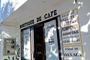 Carani Café Boutique image