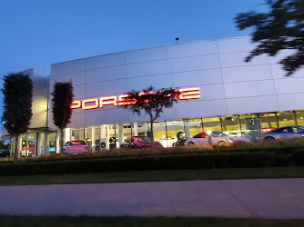 Porsche Centre Vancouver