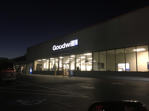 Thrift Store «Goodwill», reviews and photos, 228 Bullsboro Dr, Newnan, GA 30263, USA