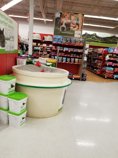 Pet Supply Store «Petco Animal Supplies», reviews and photos, 2230 Marlton Pike W #3, Cherry Hill, NJ 08002, USA