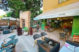 Cairut restaurant &cafe image