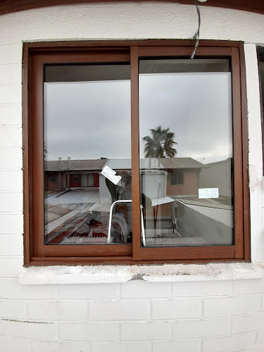 Opiniones de Vidriera Dar10 en Puente Alto - Tienda de ventanas