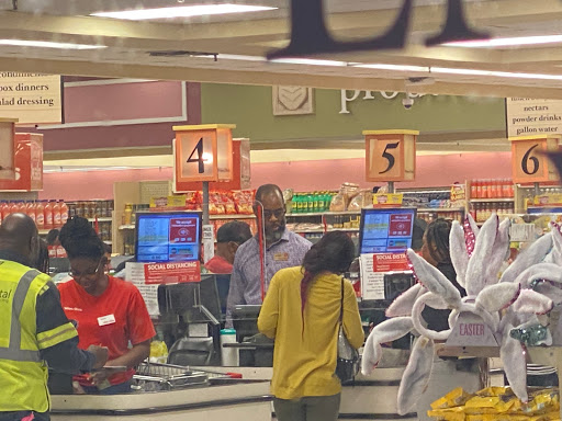 Grocery Store «Winn-Dixie», reviews and photos, 17221 NW 27th Ave, Miami Gardens, FL 33056, USA