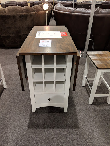 Furniture Store «American Signature Furniture», reviews and photos, 7461 North Point Pkwy, Alpharetta, GA 30022, USA