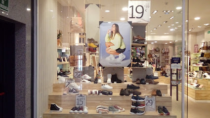 Información y opiniones sobre Asociados Llongueras de Guadalajara