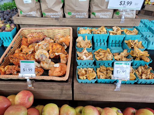 Grocery Store «Astoria Co-op Grocery», reviews and photos, 1355 Exchange St #1, Astoria, OR 97103, USA