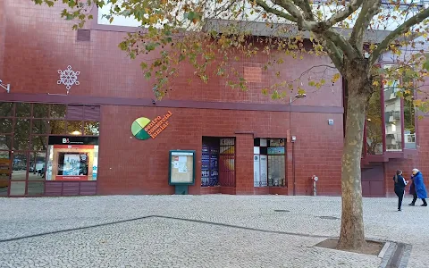 Centro Comercial do Lumiar image