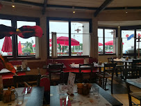 Atmosphère du Restaurant de grillades à la française Courtepaille à Mondeville - n°2
