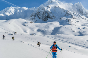 Magic Ski and Snowboard School Val Thorens image