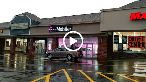 T-Mobile, 1059 Silas Deane Hwy, Wethersfield, CT 06109, USA, 