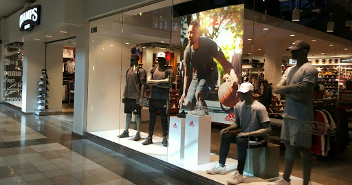 Shopping Mall «Triangle Town Center», reviews and photos, 5959 Triangle Town Blvd, Raleigh, NC 27616, USA