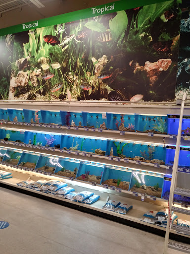 Pet Supply Store «PetSmart», reviews and photos, 1112 Town Square Rd, Pottstown, PA 19465, USA