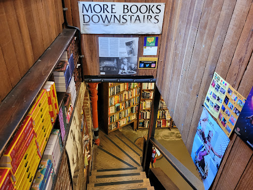 Book Store «City Lights Booksellers & Publishers», reviews and photos, 261 Columbus Ave, San Francisco, CA 94133, USA