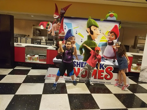 Movie Theater «AMC Studio 30», reviews and photos, 2949 Dunvale Rd, Houston, TX 77063, USA