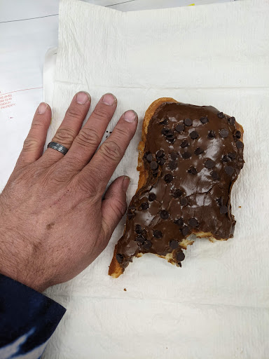 Donut Shop «Daily Donuts», reviews and photos, 2377 N Garey Ave, Pomona, CA 91767, USA