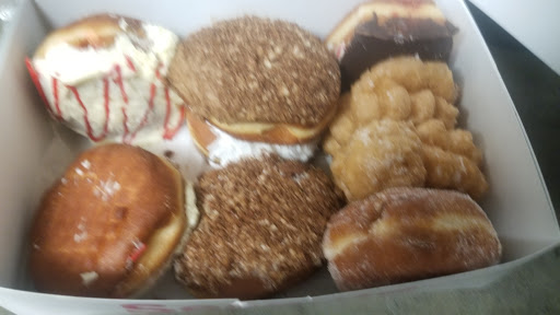 Donut Shop «Sesame Donuts Tigard», reviews and photos, 11945 SW Pacific Hwy, Tigard, OR 97223, USA