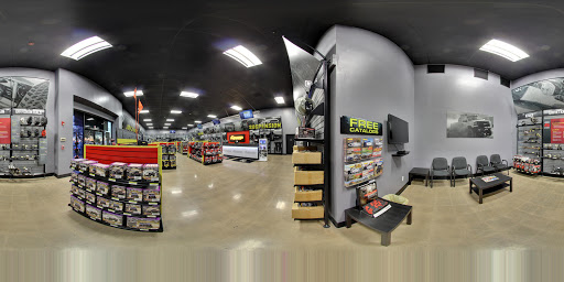 Truck Accessories Store «4 Wheel Parts Performance Center - Mesa, AZ», reviews and photos, 420 S Country Club Dr, Mesa, AZ 85210, USA