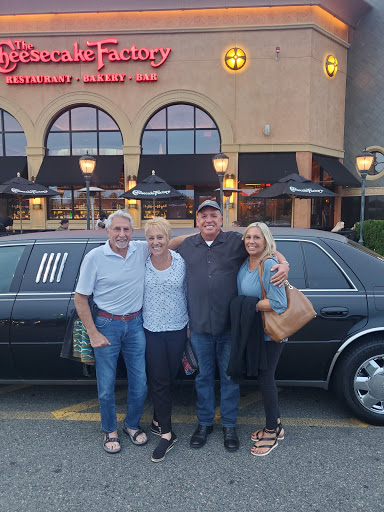 Restaurant «The Cheesecake Factory», reviews and photos, 210 Andover St, Peabody, MA 01960, USA