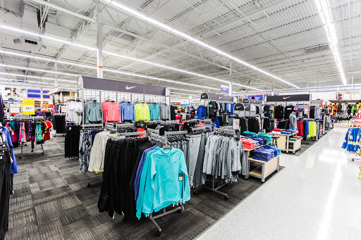 Sporting Goods Store «Academy Sports + Outdoors», reviews and photos, 14260 Manchester Rd, Manchester, MO 63011, USA