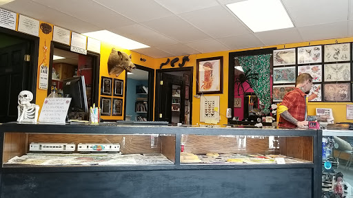 Black Phoenix Tattoo, 4704 U.S Hwy 61, St Paul, MN 55110, USA, 