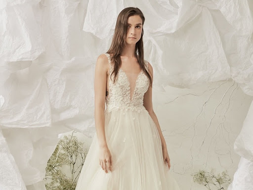 Stores buy wedding dresses Hong Kong
