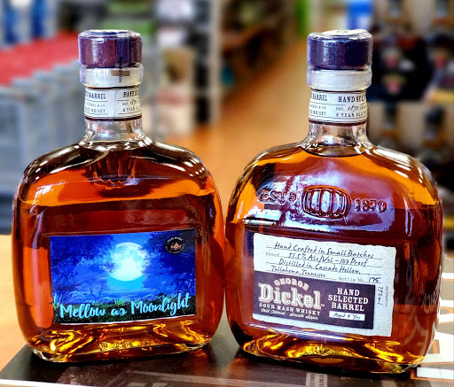 Liquor Store «Old Fort Liquor & Wine», reviews and photos, 144 Cason Ln, Murfreesboro, TN 37128, USA