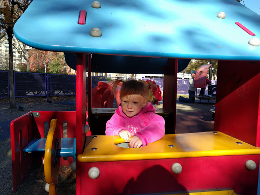 Dog Park «Church Square Park Dog Park», reviews and photos, 401-449 Willow Ave, Hoboken, NJ 07030, USA