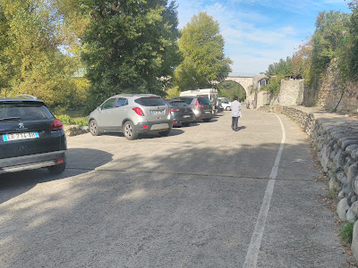 Parking gratuit proche Ardèche à Vogüé