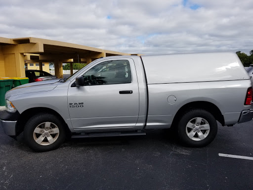 Car Dealer «Boniface-Hiers Chrysler Dodge Jeep», reviews and photos, 1775 E Merritt Island Causeway, Merritt Island, FL 32952, USA
