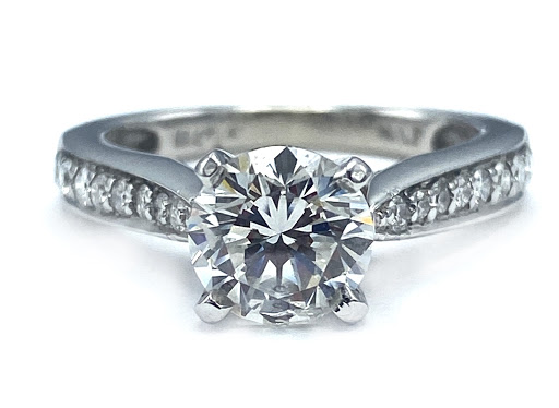 Pawn Shop «Sterling & Knight Jewelry & Pawn», reviews and photos, 244 E Ogden Ave #114, Hinsdale, IL 60521, USA