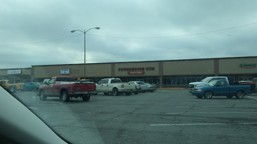 Gym «Powerhouse Gym», reviews and photos, 275 Dickson Plaza Dr, Dickson, TN 37055, USA