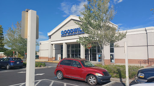 Donations Center «Goodwill Donation Center», reviews and photos