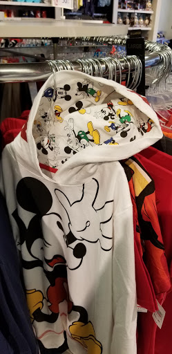 Toy Store «Disney Store», reviews and photos, 400 Premium Outlets Dr, Monroe, OH 45050, USA