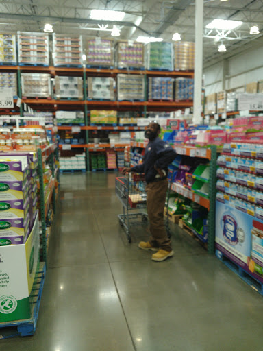 Warehouse store «Costco Wholesale», reviews and photos, 5901 Redwood Dr, Rohnert Park, CA 94928, USA