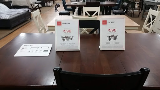 Furniture Store «Value City Furniture», reviews and photos, 1250 Huguenot Rd, Midlothian, VA 23113, USA