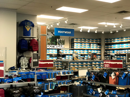 Western Apparel Store «Columbia Sportswear Outlet Store at Kittery Premium Outlets», reviews and photos, 375 US-1 K5-100, Kittery, ME 03904, USA