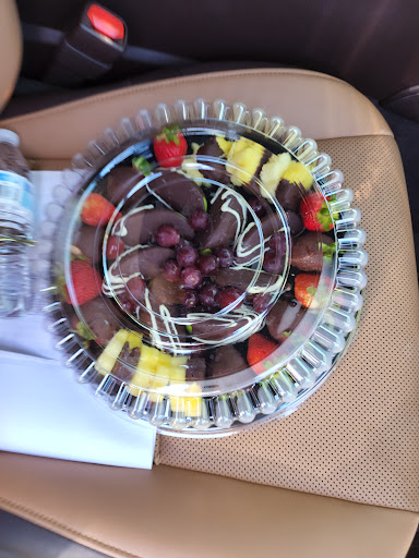 Gift Shop «Edible Arrangements», reviews and photos, 1490 Eureka Rd, Roseville, CA 95661, USA