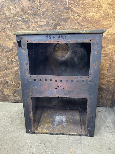 Pál Péter Karosszéria lakatos