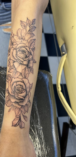 Explore meaningful stick and poke tattoo ideas, creative tattoo ideas in Redmond, available at La Familia Tattoo