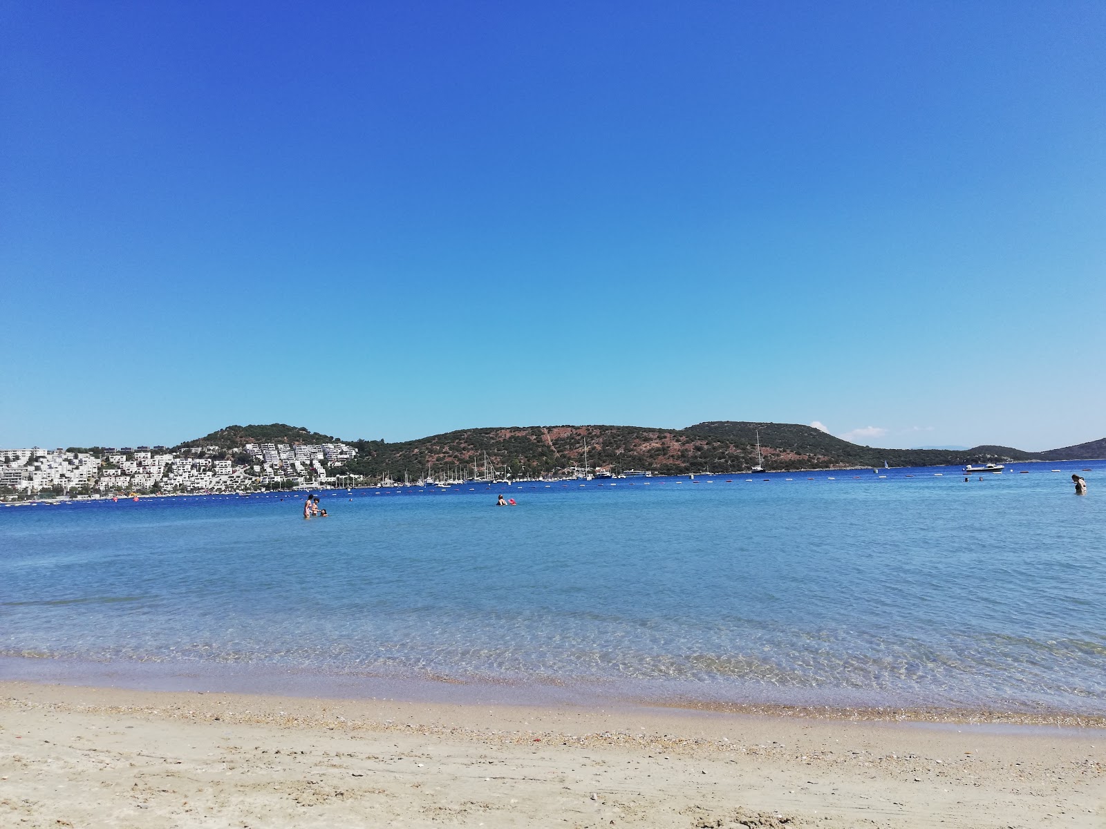 Photo de Plage d'Ortakent - endroit populaire parmi les connaisseurs de la détente